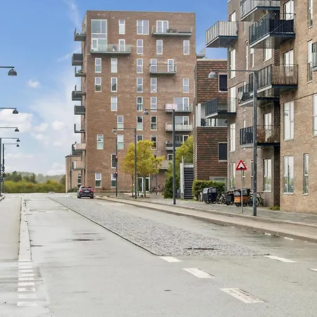 Modern Townhouse With Private Outdoor Area - 2br * Copenhaga